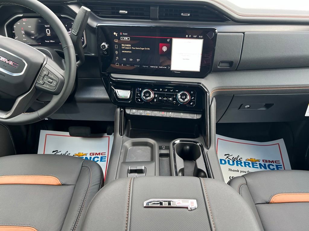 2026 GMC Sierra 2500HD AT4 - Photo 10