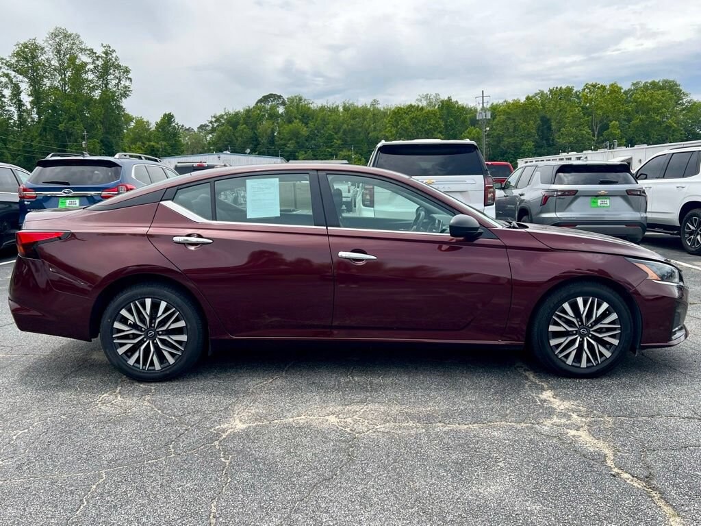 Used 2025 Nissan Altima SV