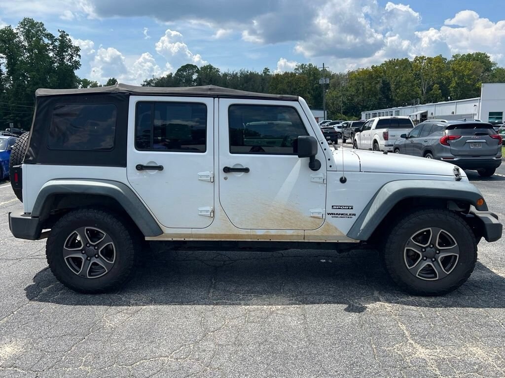 Used 2012 Jeep Wrangler Unlimited Sport