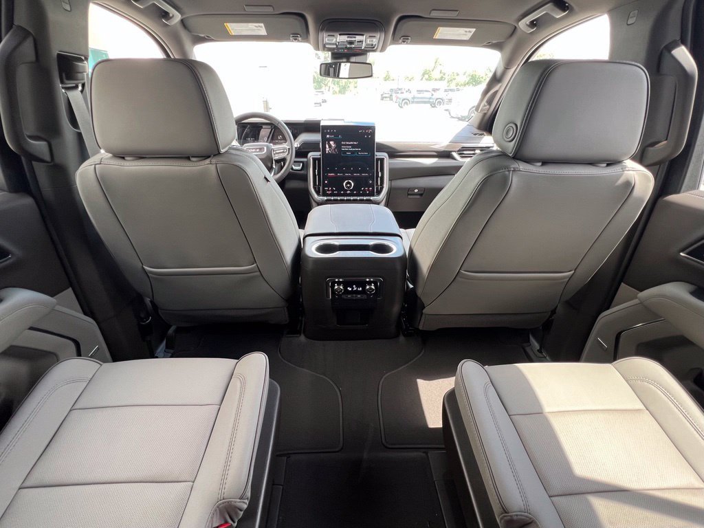 2026 GMC Yukon XL Elevation - Photo 11