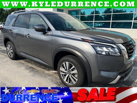 2025 Nissan Pathfinder SL