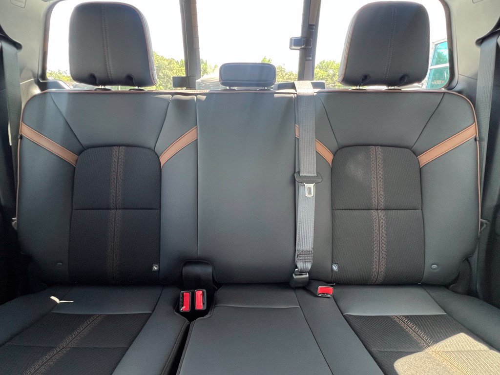 2026 GMC Canyon AT4 - Photo 11