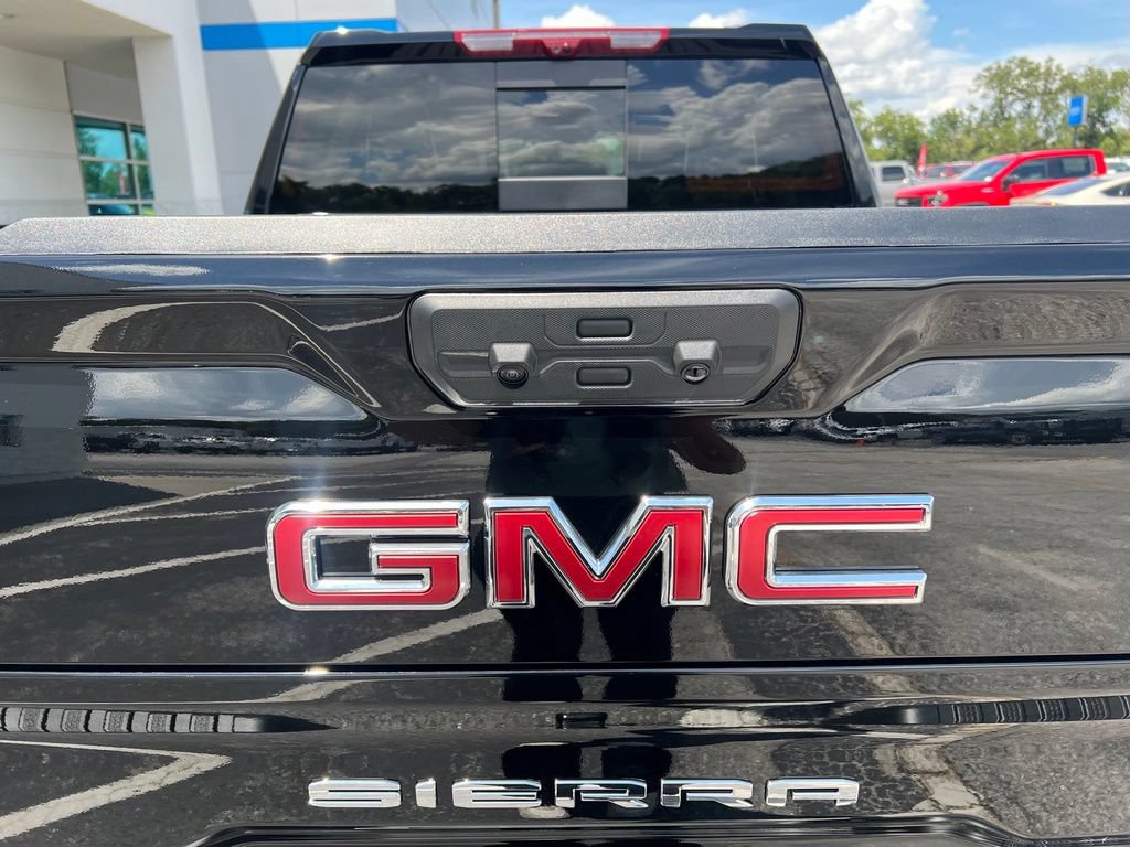 2026 GMC Sierra 1500 AT4X - Photo 8