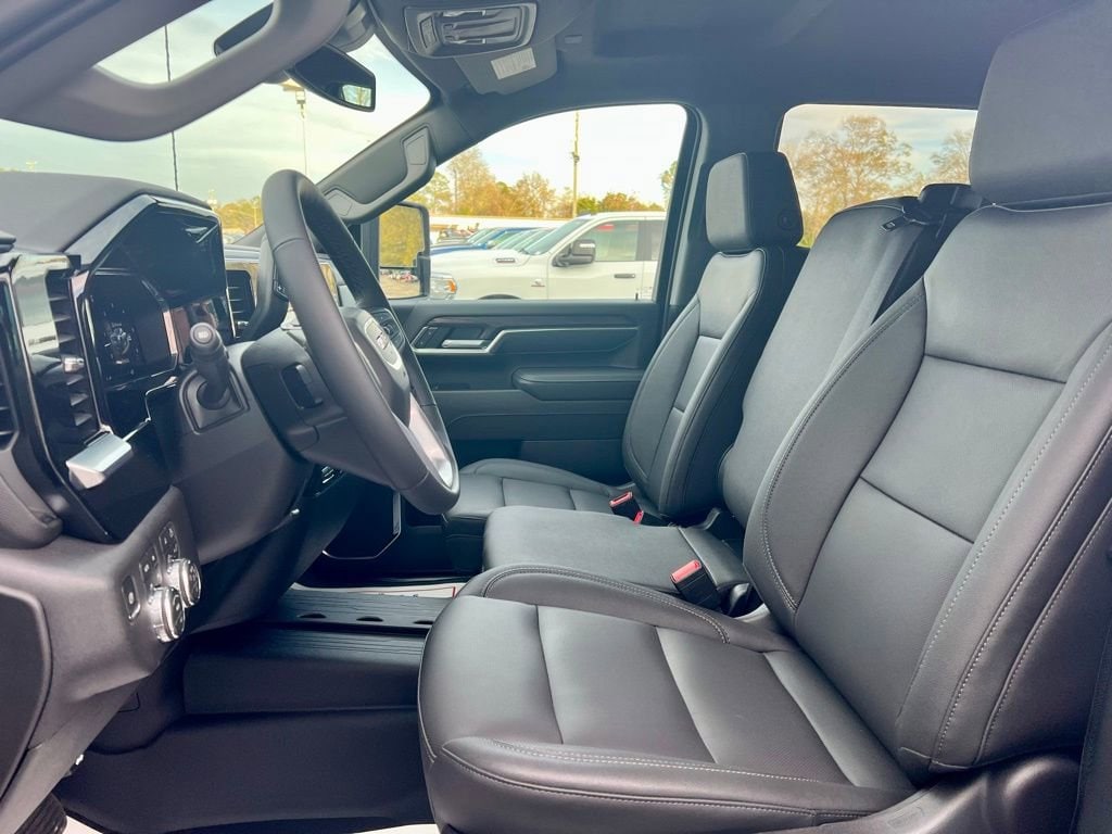 2026 GMC Sierra 2500HD SLT - Photo 11