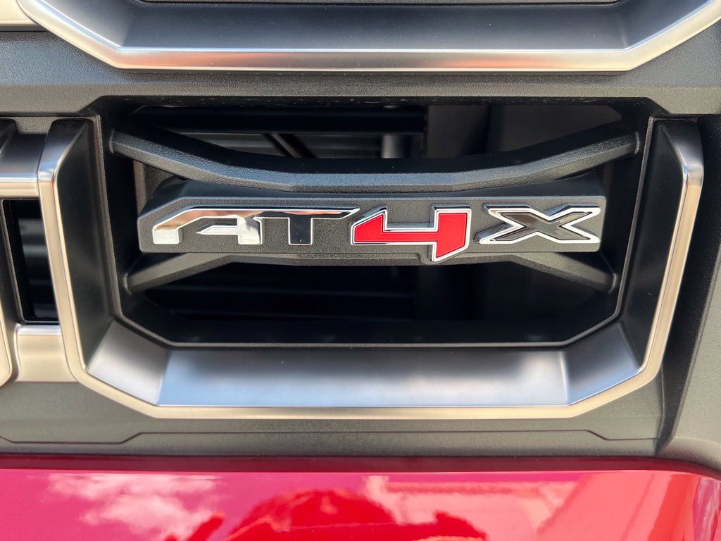 2026 GMC Canyon AT4X - Photo 6