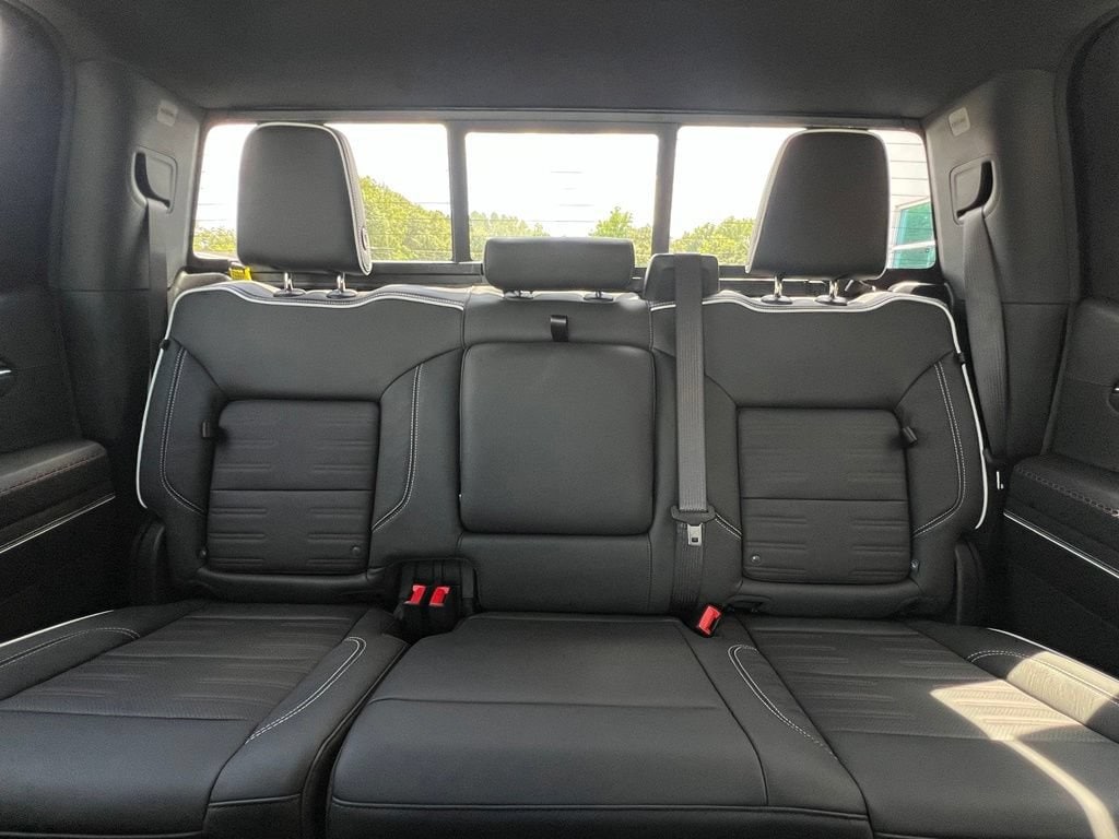 2026 GMC Sierra 1500 AT4X - Photo 14