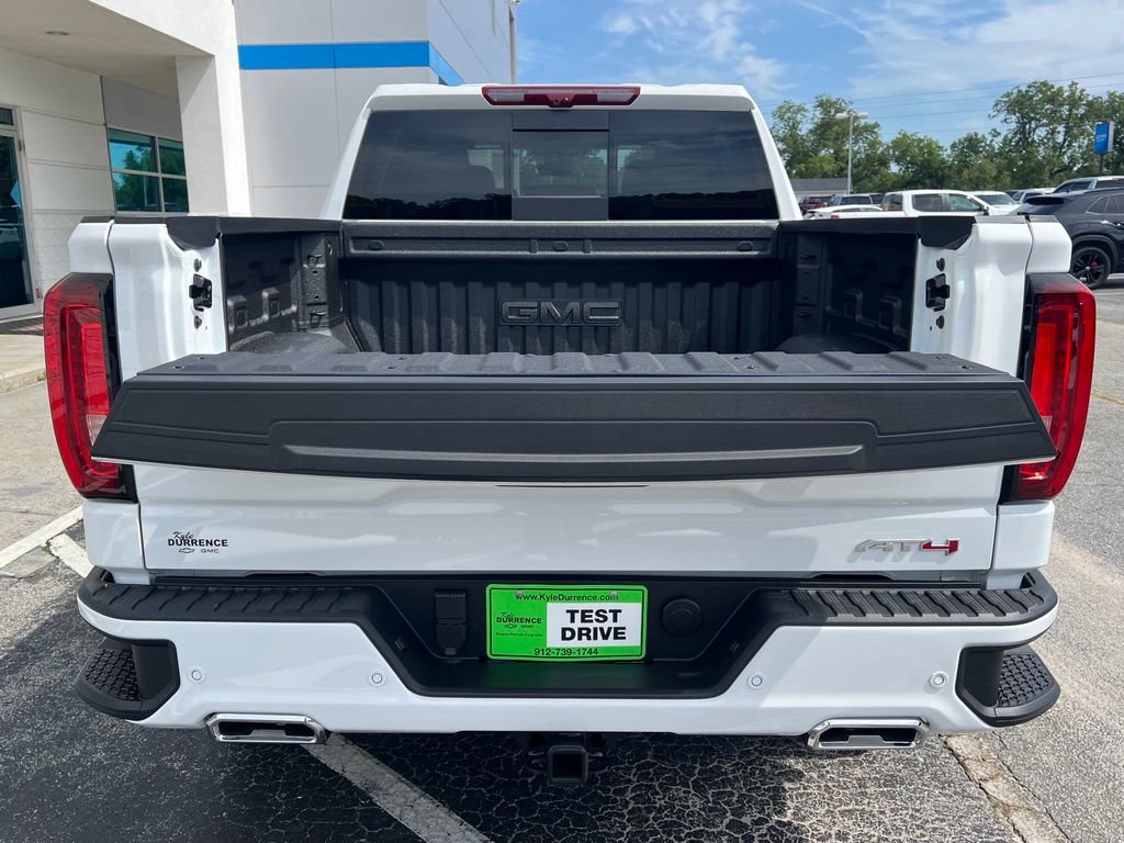 2026 GMC Sierra 1500 AT4 - Photo 9