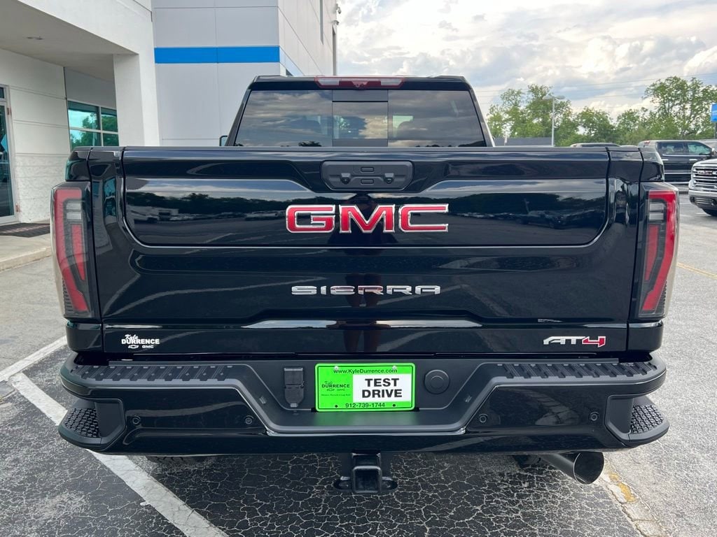 2026 GMC Sierra 2500HD AT4 - Photo 6