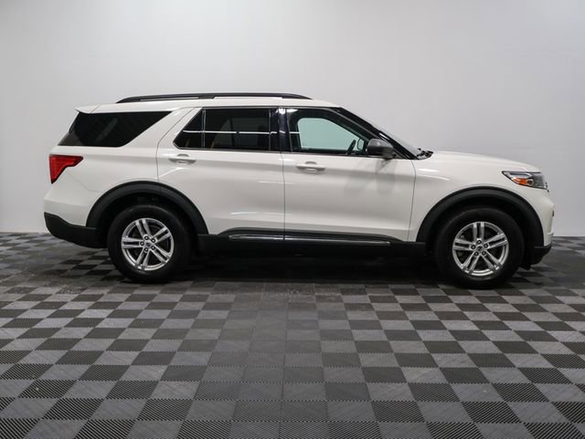 2021 Ford Explorer XLT photo 3