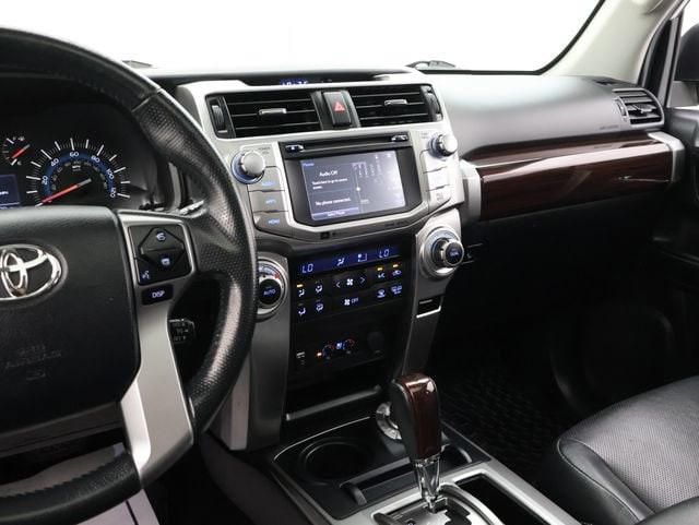 2018 Toyota 4Runner SR5 - Photo 12