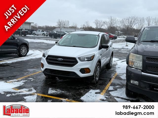 2018 Ford Escape S's photo
