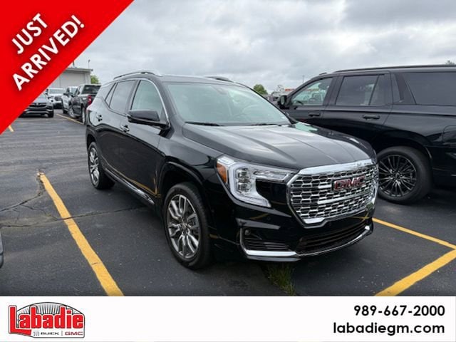 2024 GMC Terrain Denali AWD's photo