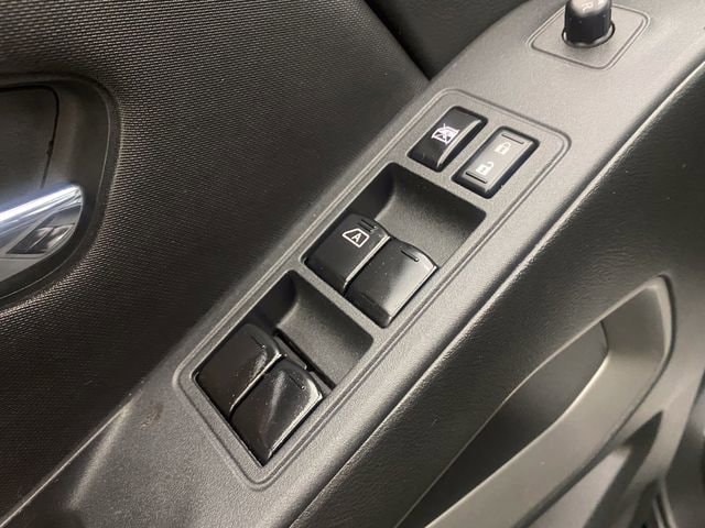 2023 Nissan Frontier SV - Photo 17