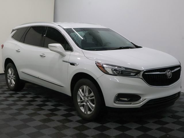 2018 Buick Enclave Essence photo 2