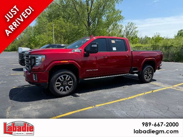 2023 GMC Sierra AT4 4WD Crew Cab Standard Box's photo