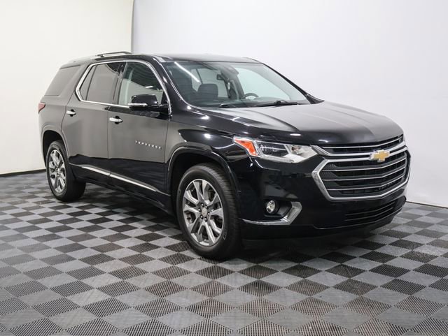 2019 Chevrolet Traverse Premier photo 2