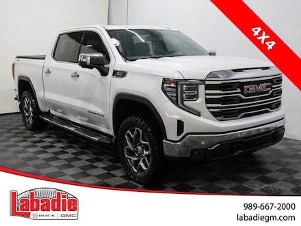 2022 GMC Sierra 1500 SLT Truck Crew Cab