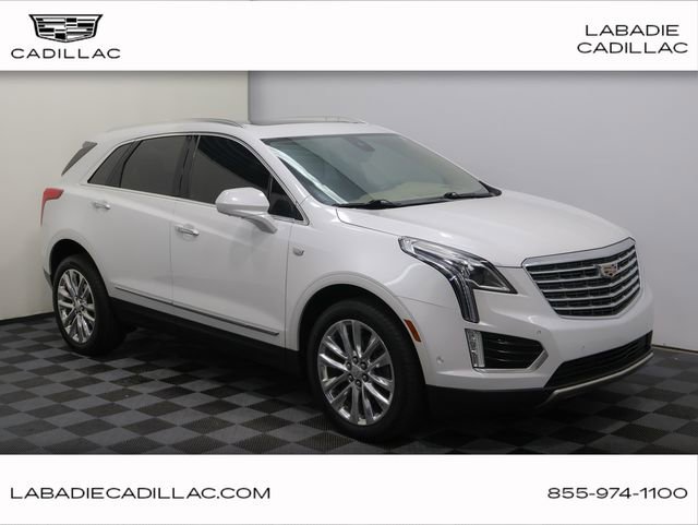 2018 Cadillac XT5 Platinum's photo