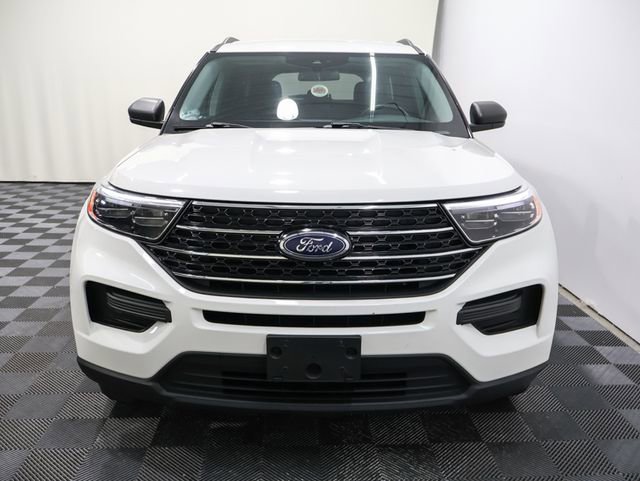 2021 Ford Explorer XLT photo 2