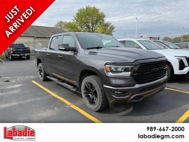 2021 RAM 1500 Big Horn/Lone Star 4x4 Crew Cab 5'7's photo