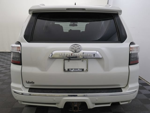 2018 Toyota 4Runner SR5 - Photo 9