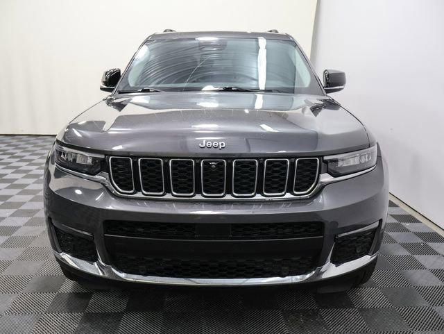 2023 Jeep Grand Cherokee Limited photo 3