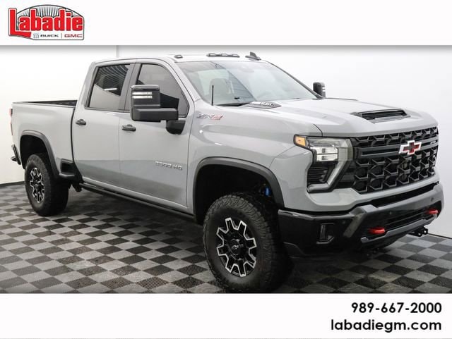 2025 Chevrolet Silverado HD ZR2's photo