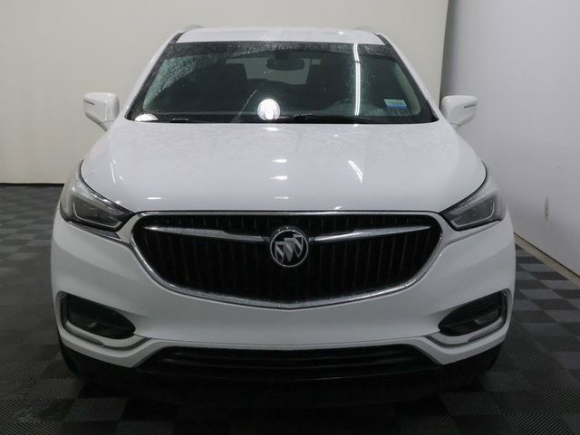 2018 Buick Enclave Essence photo 3