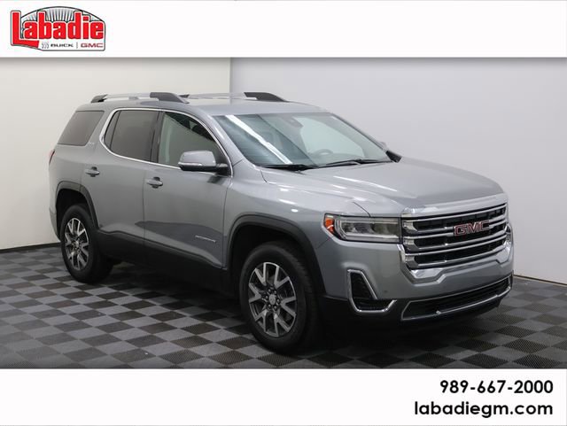 2023 GMC Acadia SLE's photo