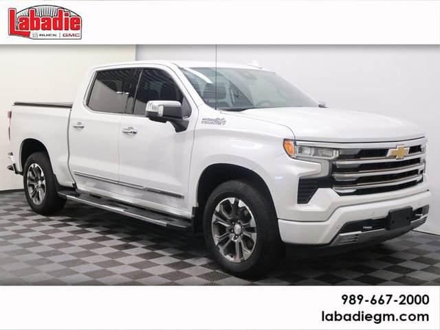 2022 Chevrolet Silverado 1500 High Country's photo