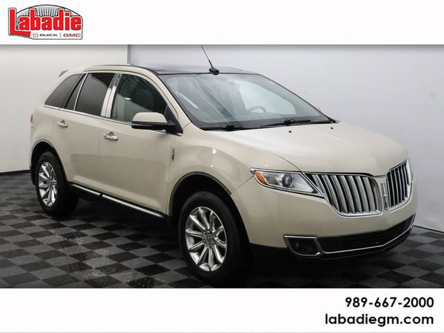 2015 Lincoln MKX Base