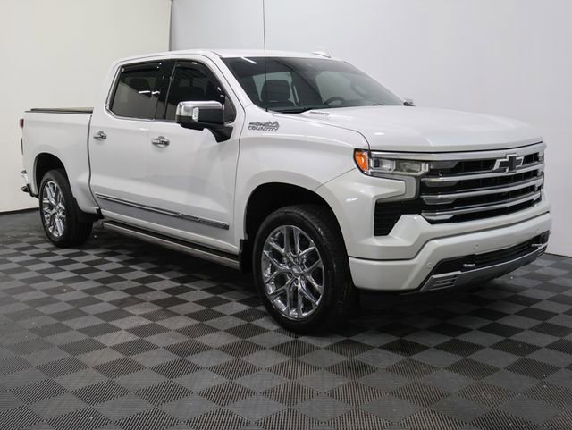 Used 2023 Chevrolet Silverado 1500 High Country with VIN 1GCUDJE80PZ117545 for sale in Bay City, MI