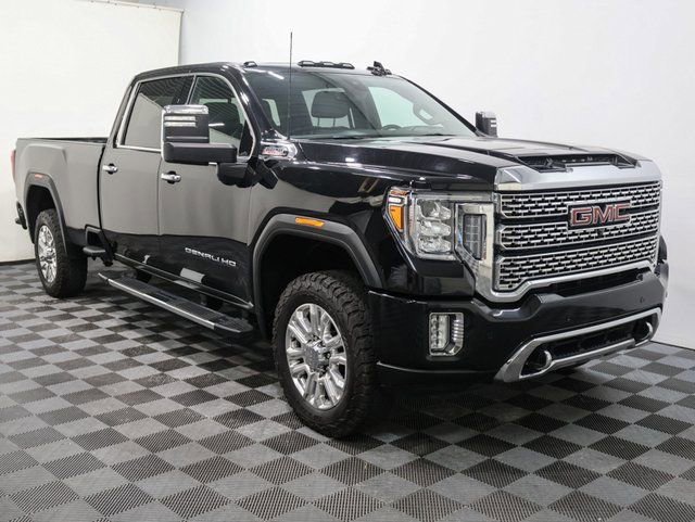 Used 2022 GMC Sierra 2500HD Denali with VIN 1GT19REY0NF133682 for sale in Bay City, MI