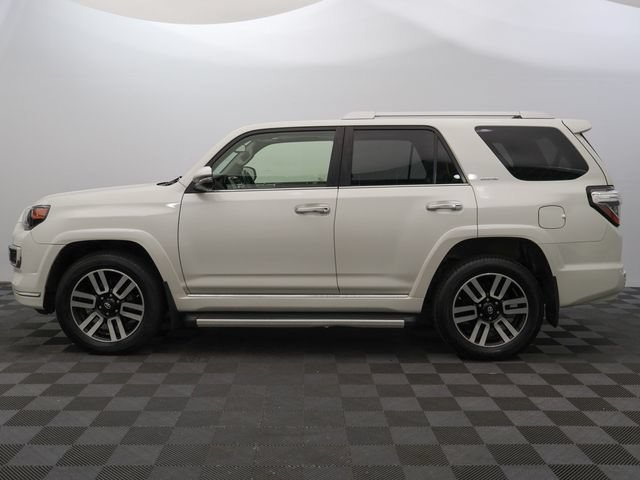 2018 Toyota 4Runner SR5 - Photo 7