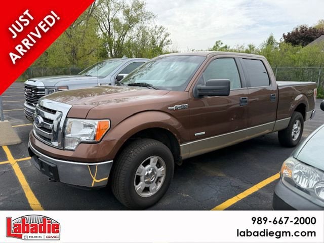 2011 Ford F-150 XLT 4x4 SuperCrew 145 in's photo