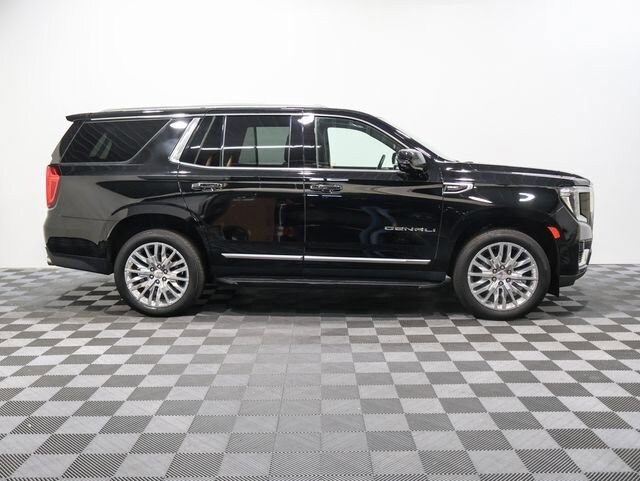 2023 Gmc Yukon Denali photo 3