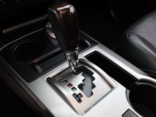 2018 Toyota 4Runner SR5 - Photo 25