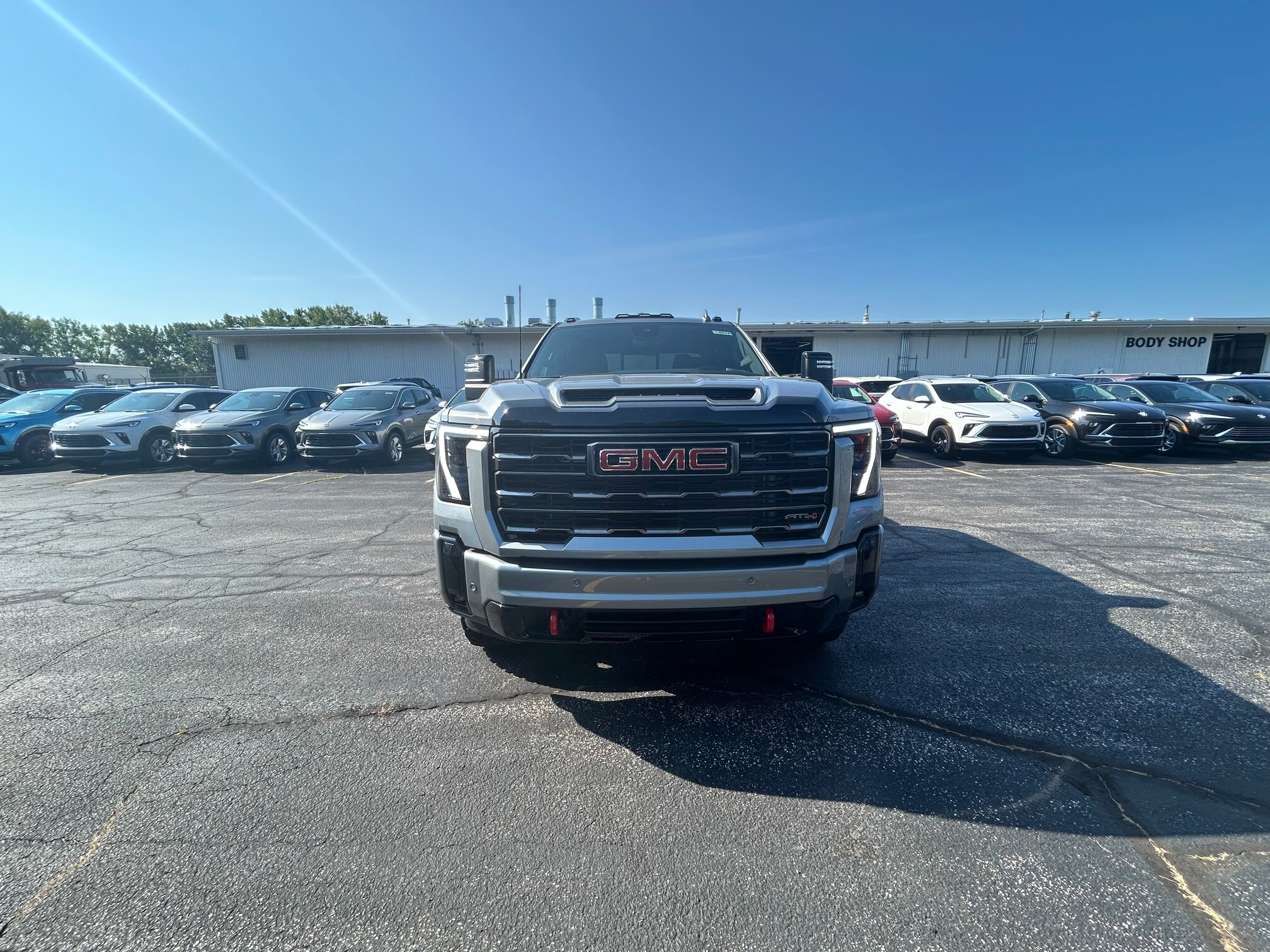 2025 Gmc Sierra 2500 HD AT4 photo 3