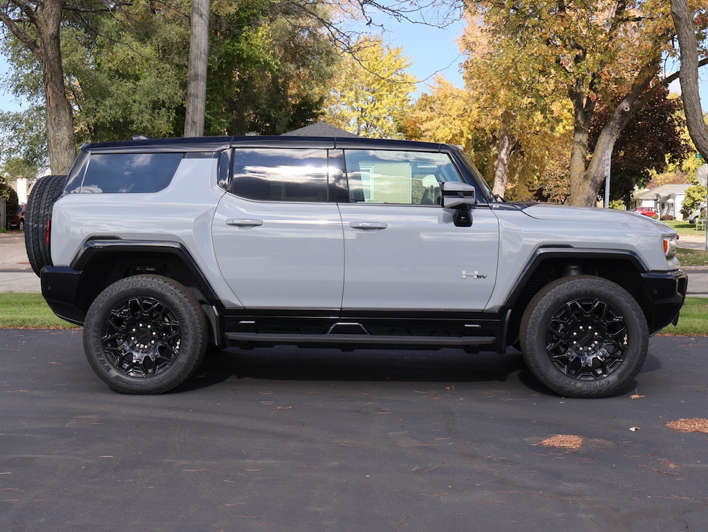 New 2025 GMC HUMMER EV SUV 2X SUV
