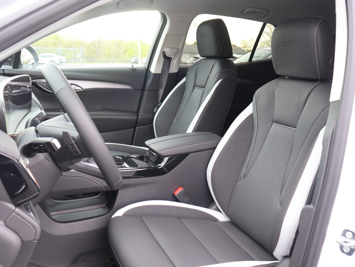 2026 Buick Envision Sport Touring - Photo 6