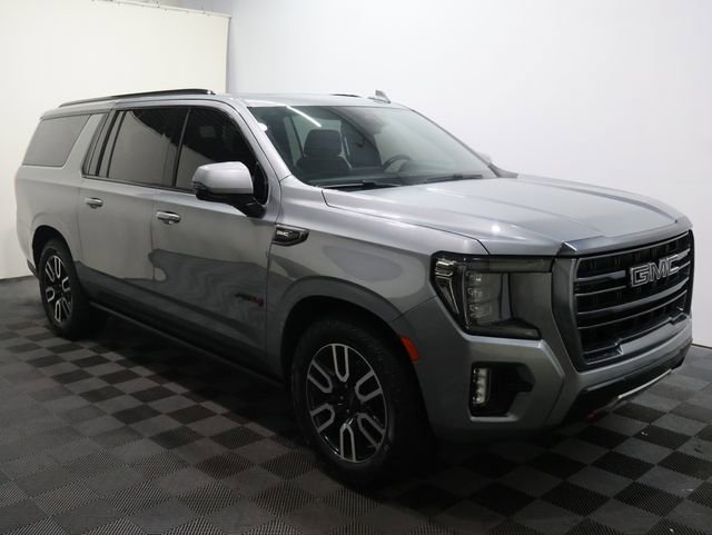2023 Gmc Yukon XL AT4 photo 2