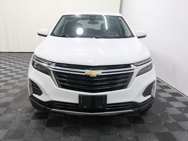 2022 Chevrolet Equinox LT photo 3