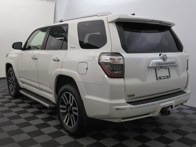 2018 Toyota 4Runner SR5 - Photo 8