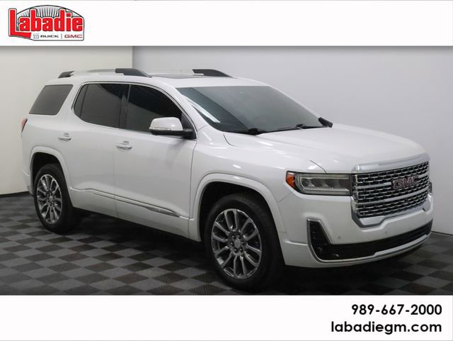 2023 GMC Acadia Denali's photo