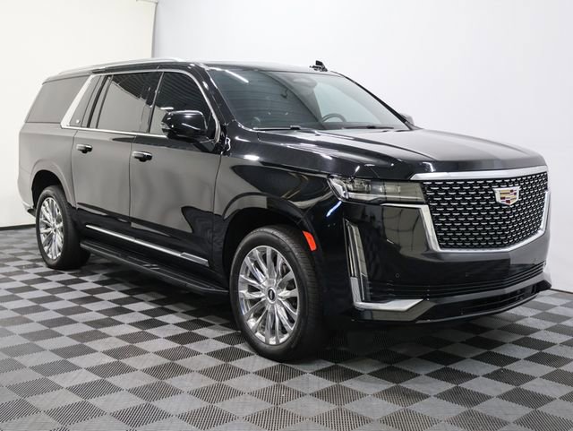 2023 Cadillac Escalade ESV Premium Luxury photo 2
