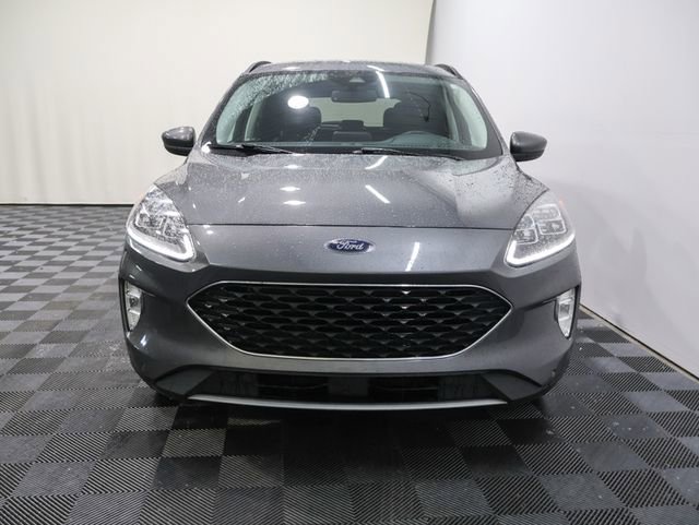 2022 Ford Escape Titanium Hybrid photo 3