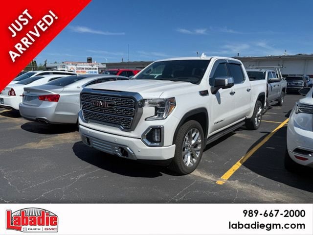 2019 GMC Sierra 4WD Crew Cab Short Box's photo