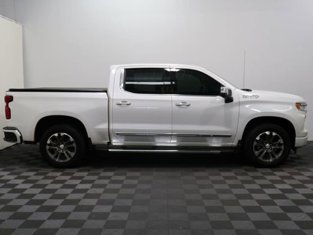 Used 2022 Chevrolet Silverado 1500 High Country Truck Crew Cab