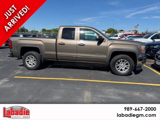 2015 GMC Sierra 4WD Double Cab SLE SWB's photo