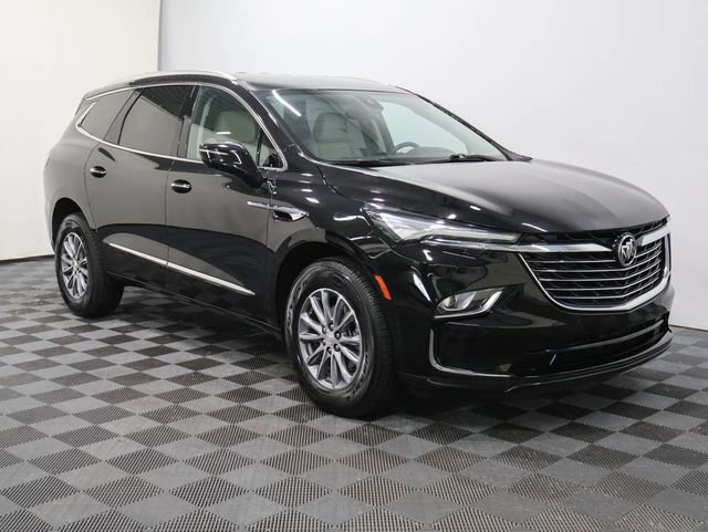 Used 2022 Buick Enclave Essence with VIN 5GAEVAKW3NJ194508 for sale in Bay City, MI